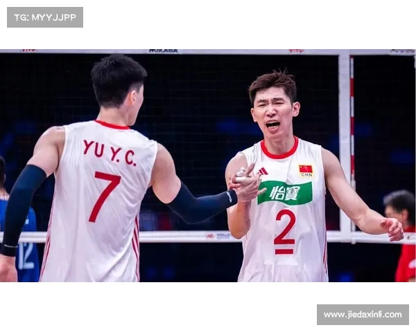 中国男排返回北京封闭备战世锦赛 归化球员问题再掀热议 中国男排返回北京封闭备战世锦赛 归化球员问题再掀热议